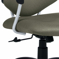 Supra Chairs Feature - Tilter Mechanism