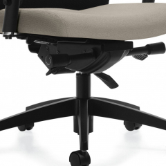 Weev Chairs Feature - Synchro Tilt Mechanism